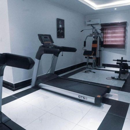 לקי Pasadena Suites מראה חיצוני תמונה