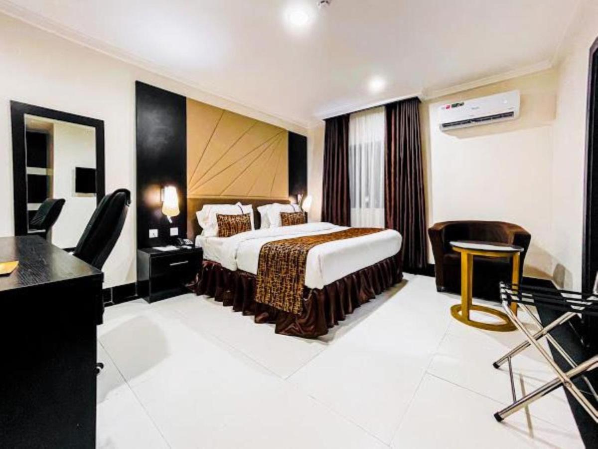 לקי Pasadena Suites מראה חיצוני תמונה