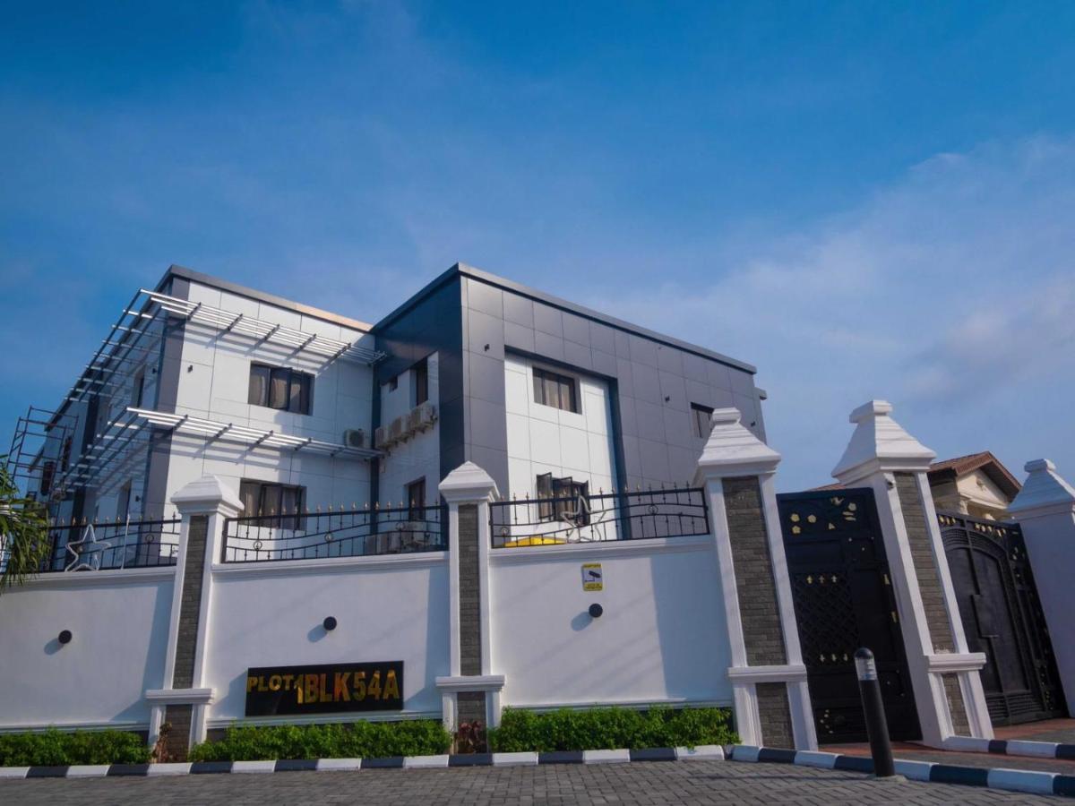 לקי Pasadena Suites מראה חיצוני תמונה