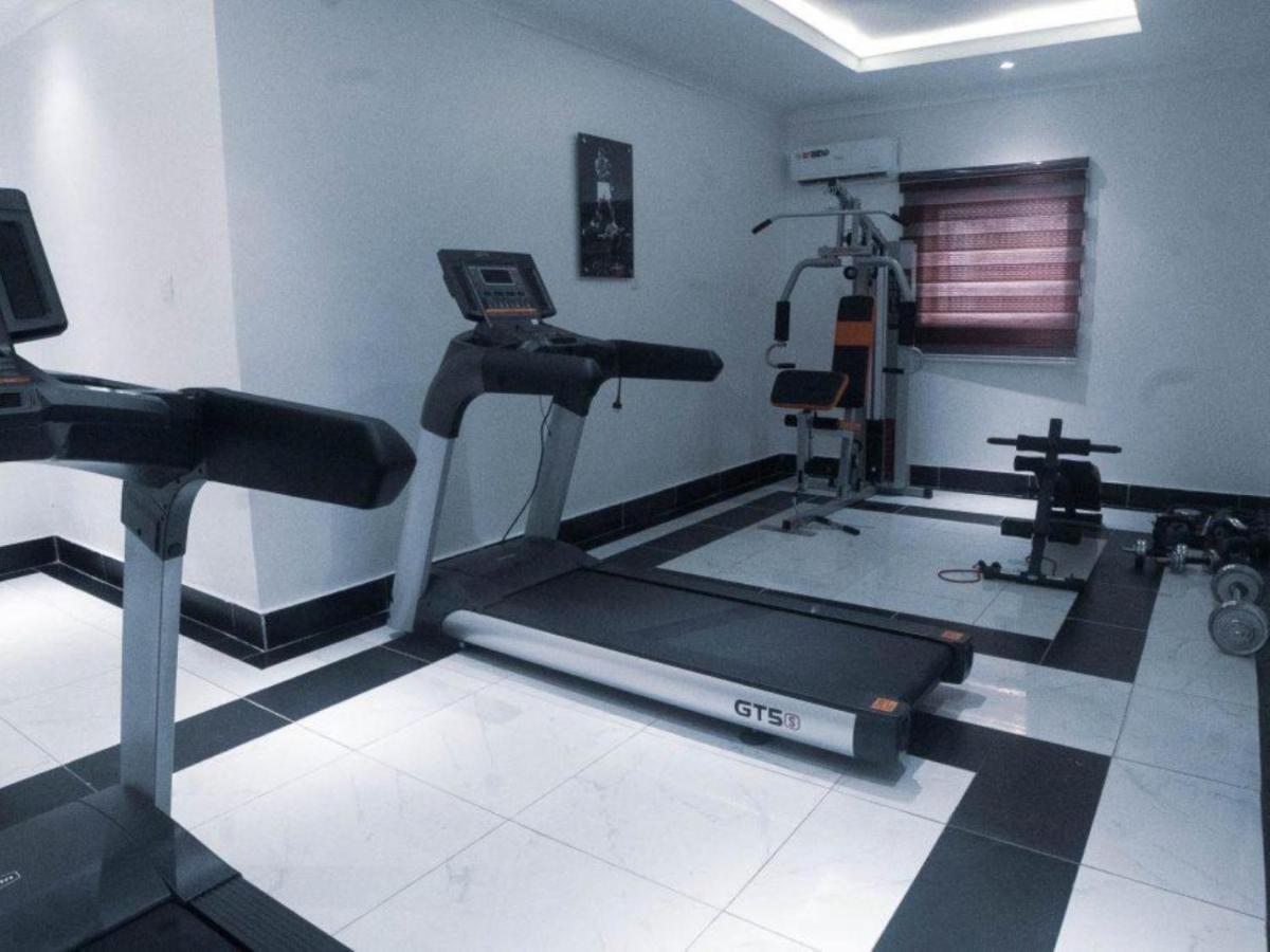 לקי Pasadena Suites מראה חיצוני תמונה