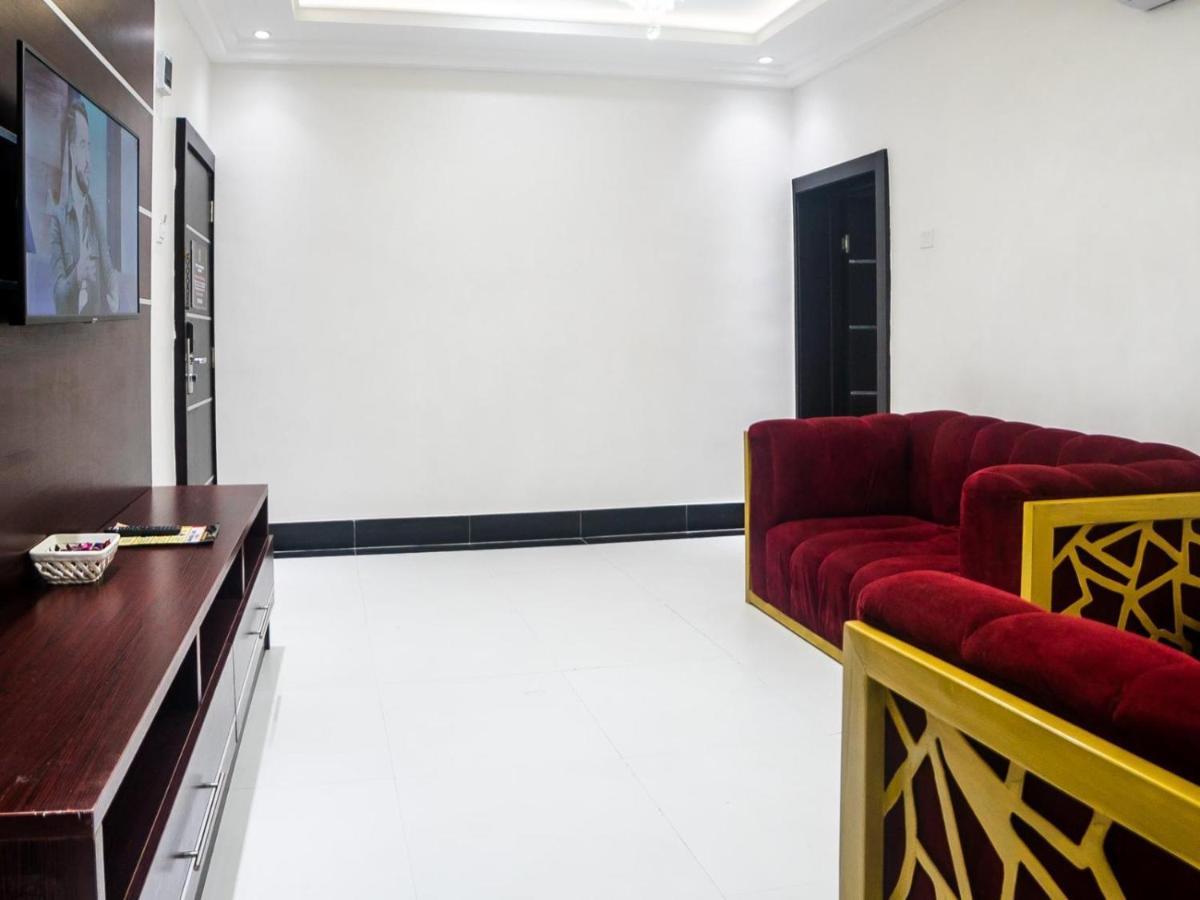 לקי Pasadena Suites מראה חיצוני תמונה