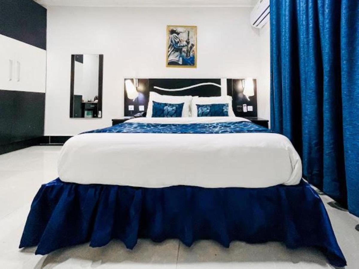 לקי Pasadena Suites מראה חיצוני תמונה