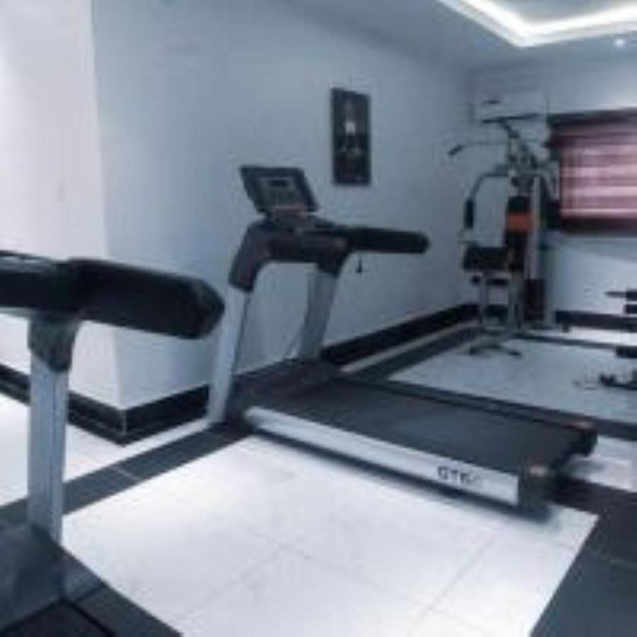 לקי Pasadena Suites מראה חיצוני תמונה