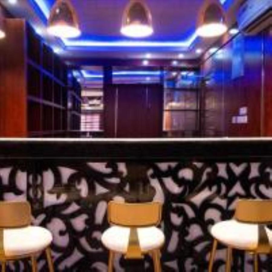 לקי Pasadena Suites מראה חיצוני תמונה